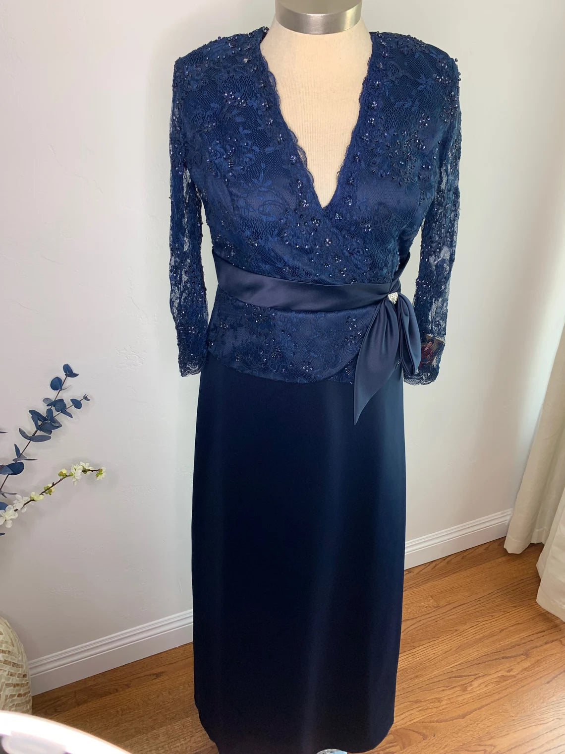 Navy Blue Lace Top Formal Dress Mother of the Bride Lace 3/4 Sleeve Dress A line Satin Cocktail Dresses