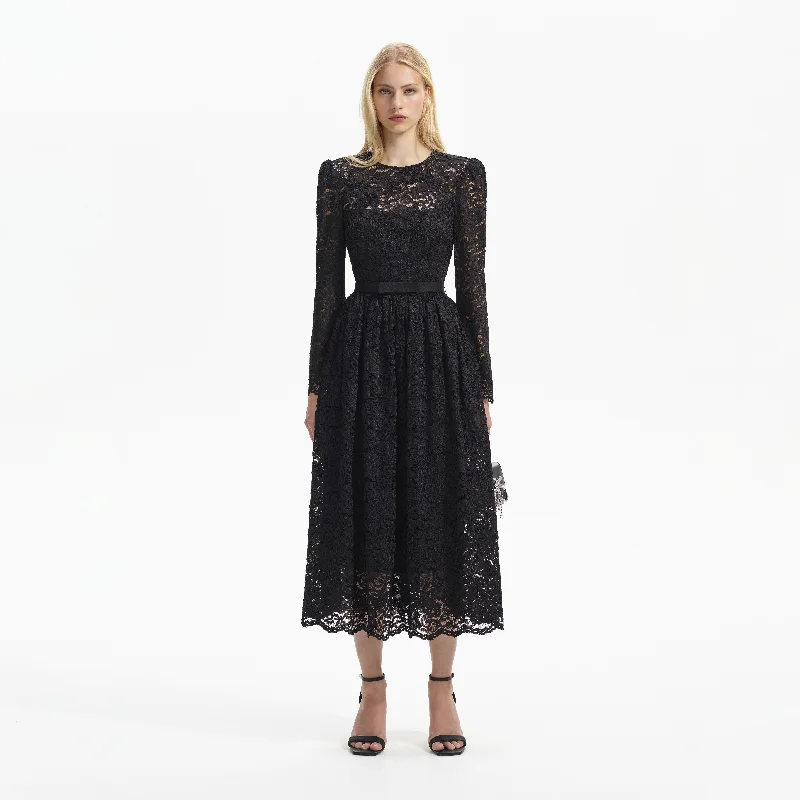 Midi Dresses for Fashion Nights -Black Cord Lace Long Sleeve Midi Dress